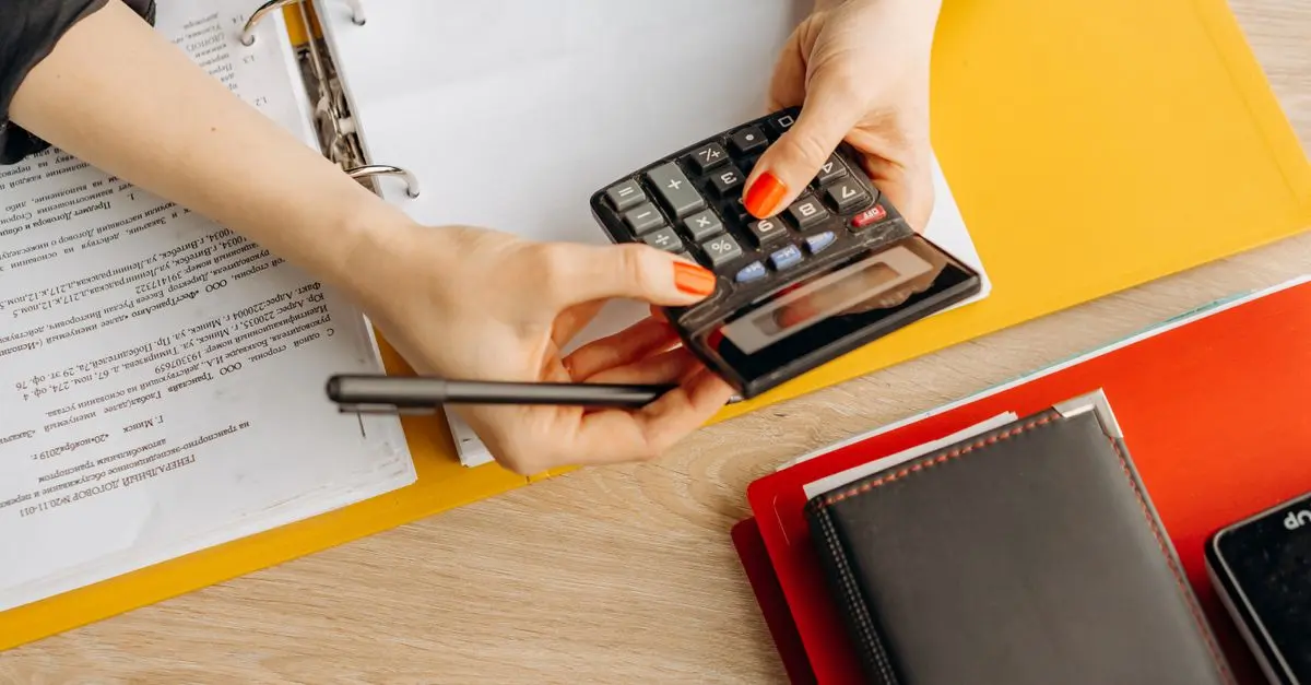 Calculer les Économies de Votre Rachat de Crédit Facilement