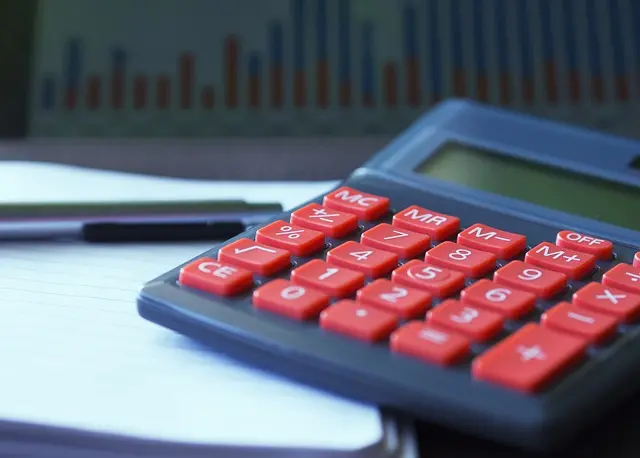Comment calculer vos économies avec un rachat de crédit
