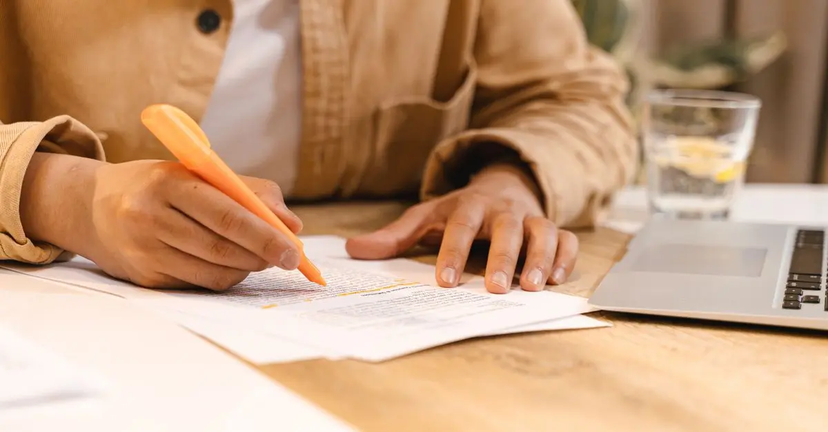Comment comparer les offres de rachat de crédit : Guide complet