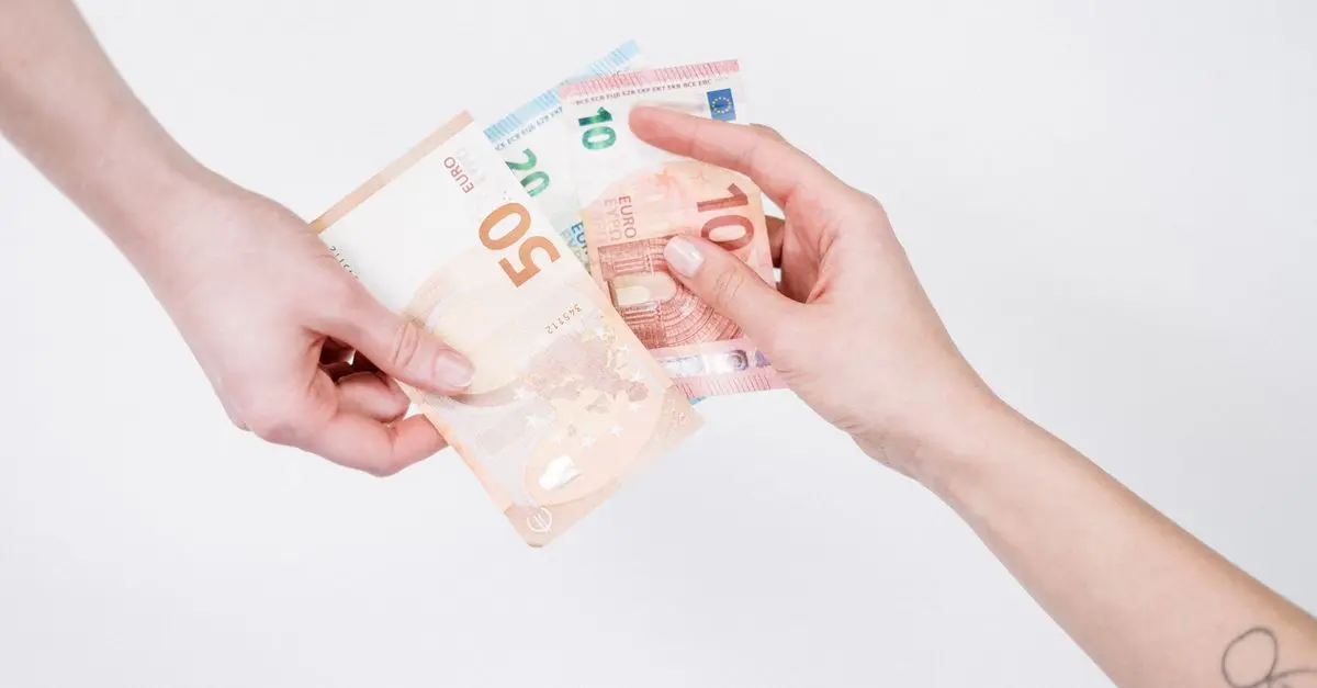 Comment réduire son taux d'endettement avec un rachat